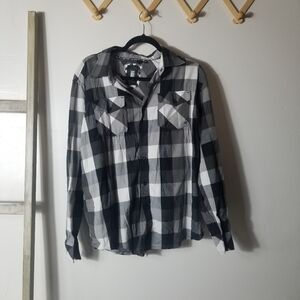 CURRENT MEN'S BUTTON DOWN SHIRT SIZE LARGE